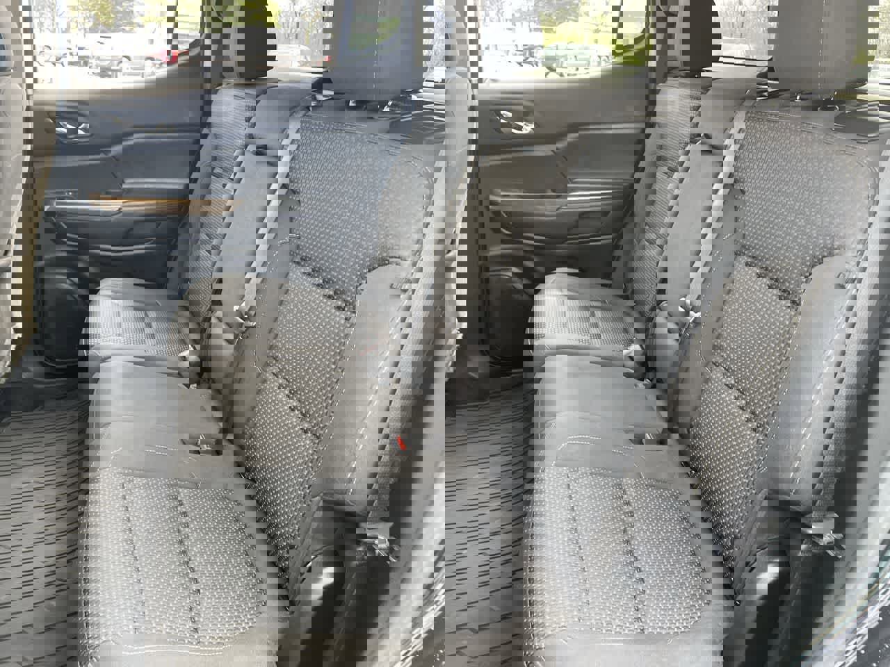 Used 2020 GMC Acadia SLE w/ Driver Convenience Package AWD/4WD image 20