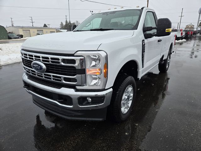 New 2026 Ford F250 XLT image 3