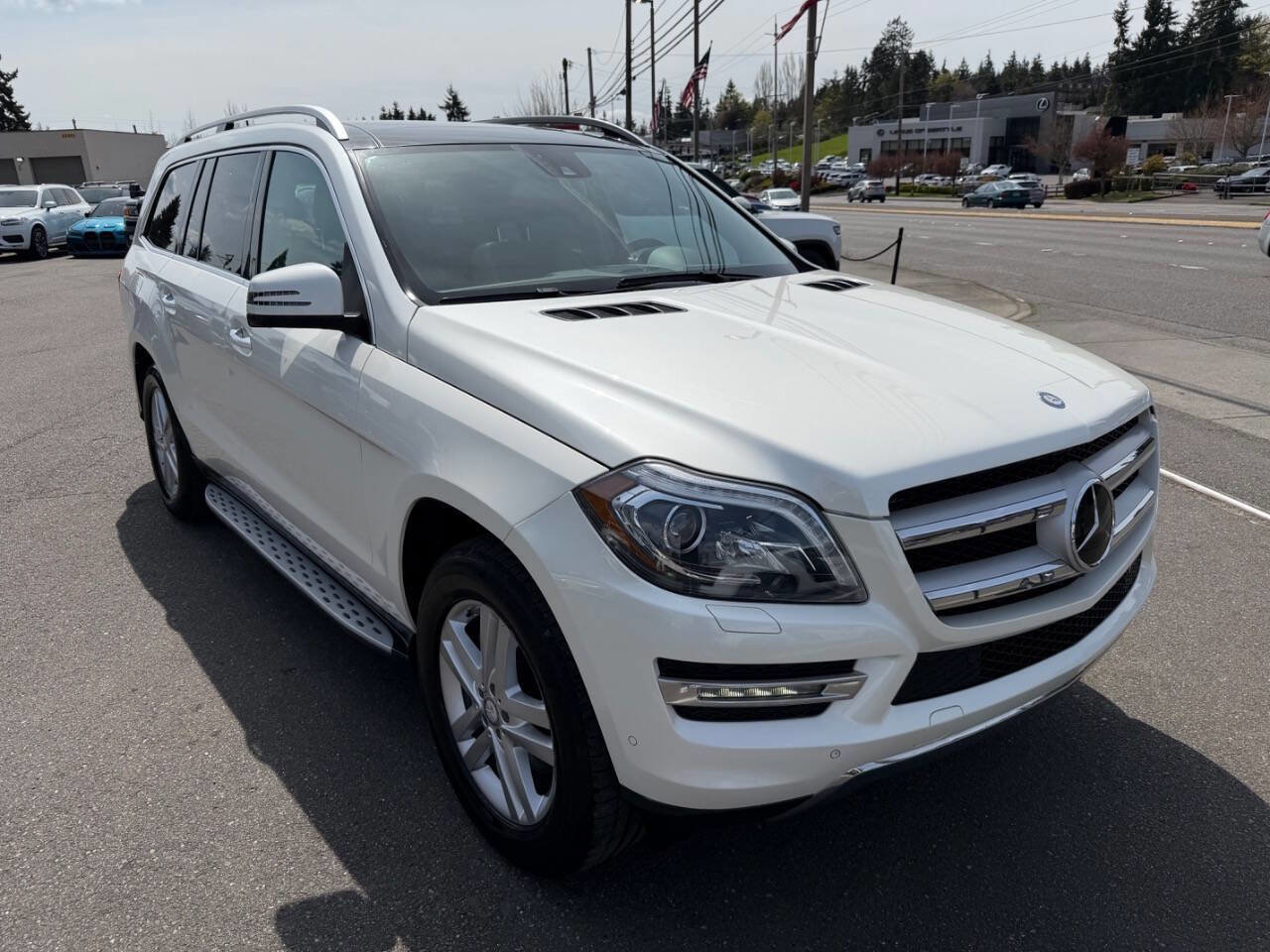 Used 2016 Mercedes-Benz GL 450 4MATIC w/ Premium I Package image 13