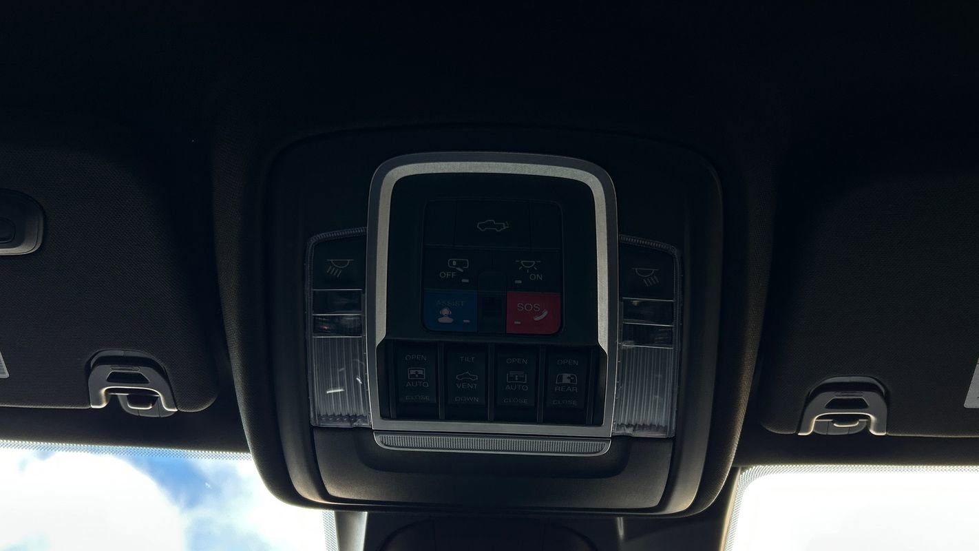 Used 2021 RAM 1500 Limited w/ Night Edition image 39