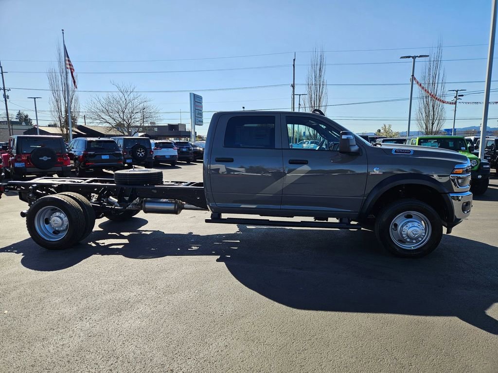 New 2026 RAM 5500 Tradesman AWD/4WD image 7