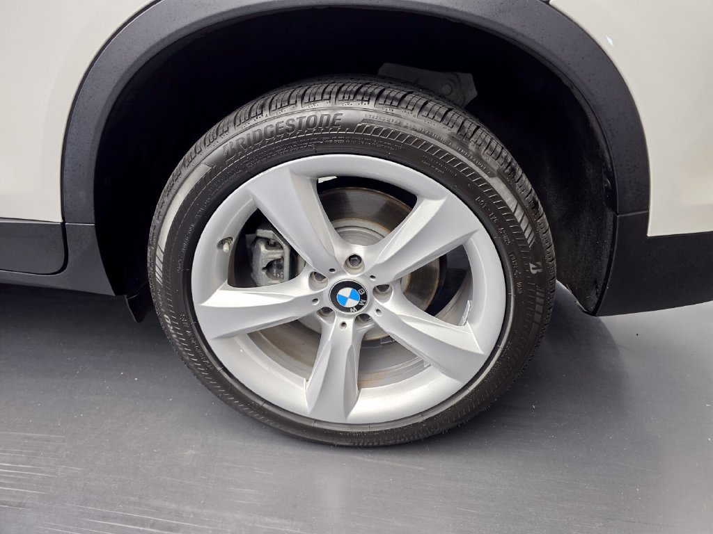 Used 2017 BMW X3 sDrive28i RWD image 16