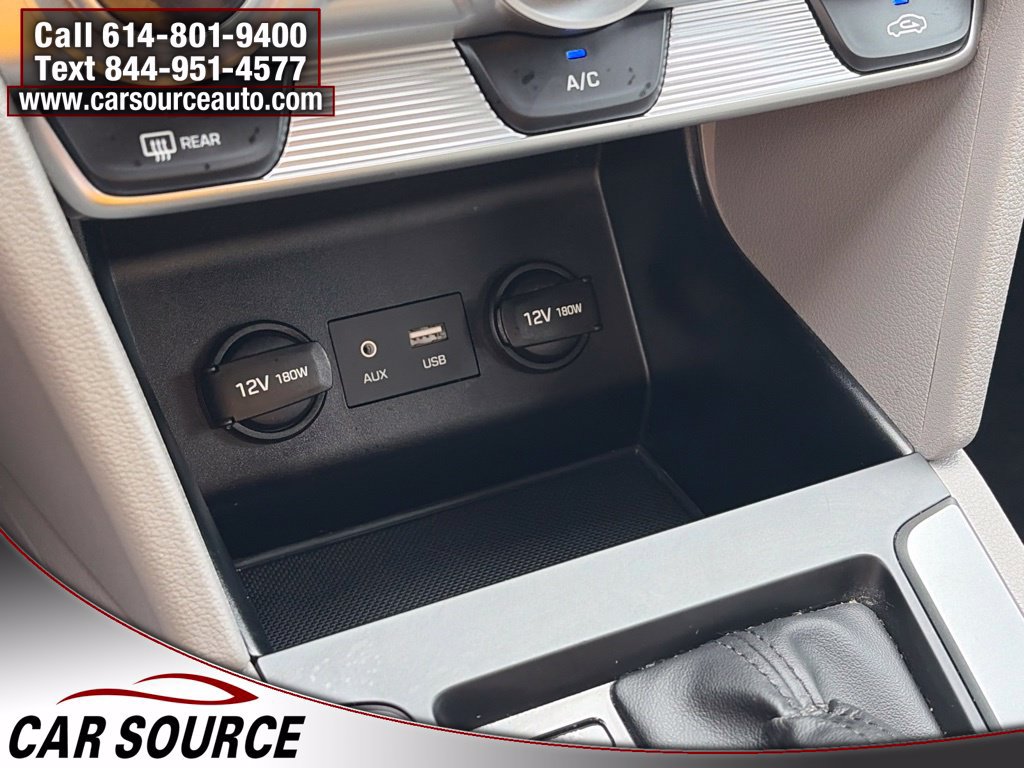 Used 2019 Hyundai Elantra SE FWD image 17