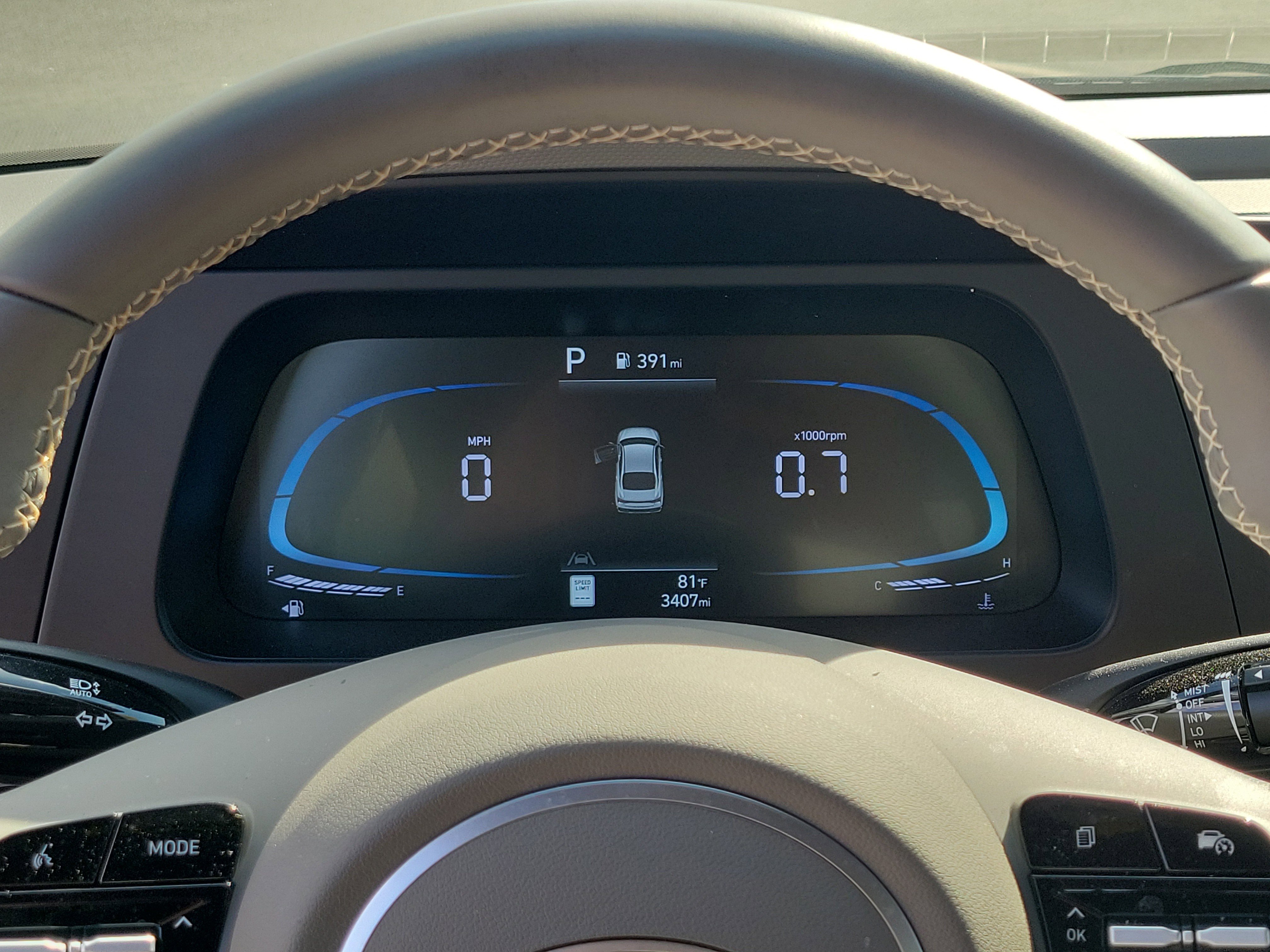 Used 2025 Hyundai Elantra Sport image 26