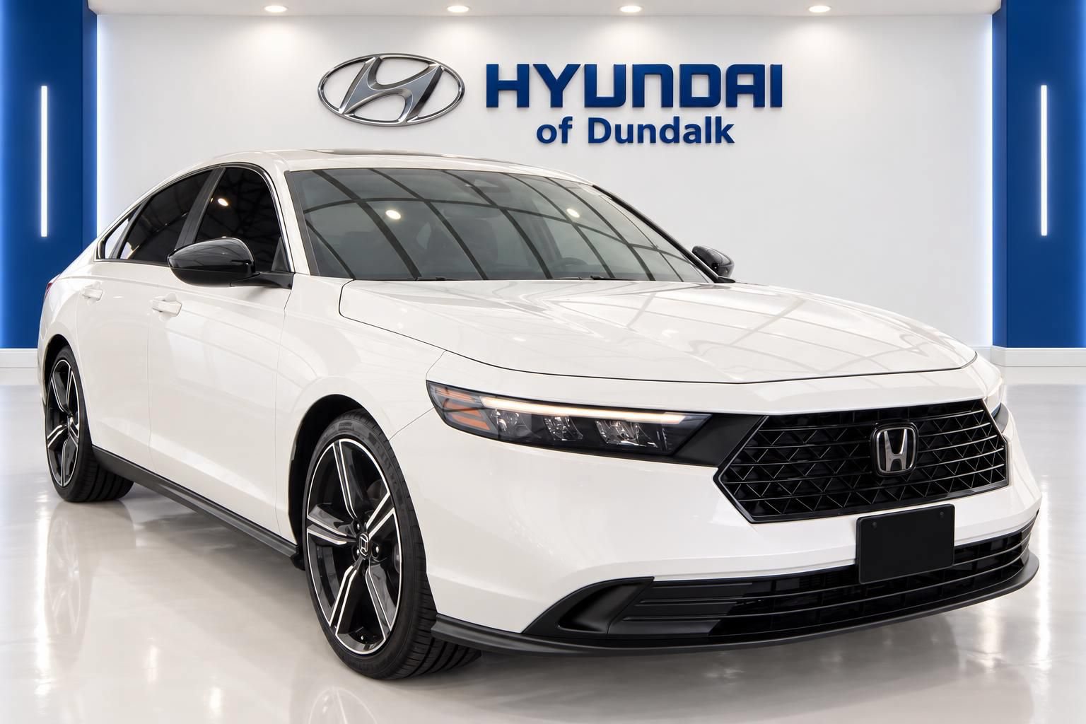Used 2023 Honda Accord Sport image 3