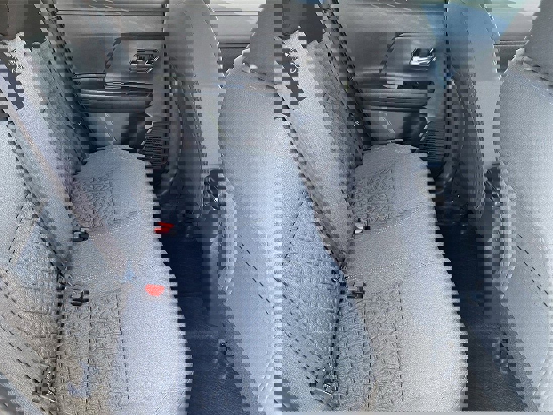 New 2026 Nissan Kicks SV image 13