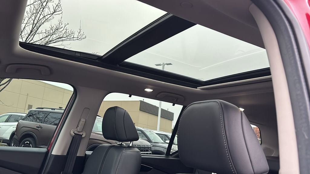 Certified 2023 Honda Pilot Touring image 25