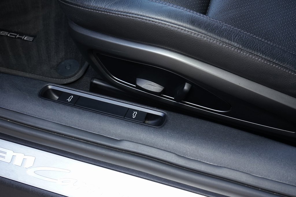 Used 2022 Porsche 911 Carrera image 24