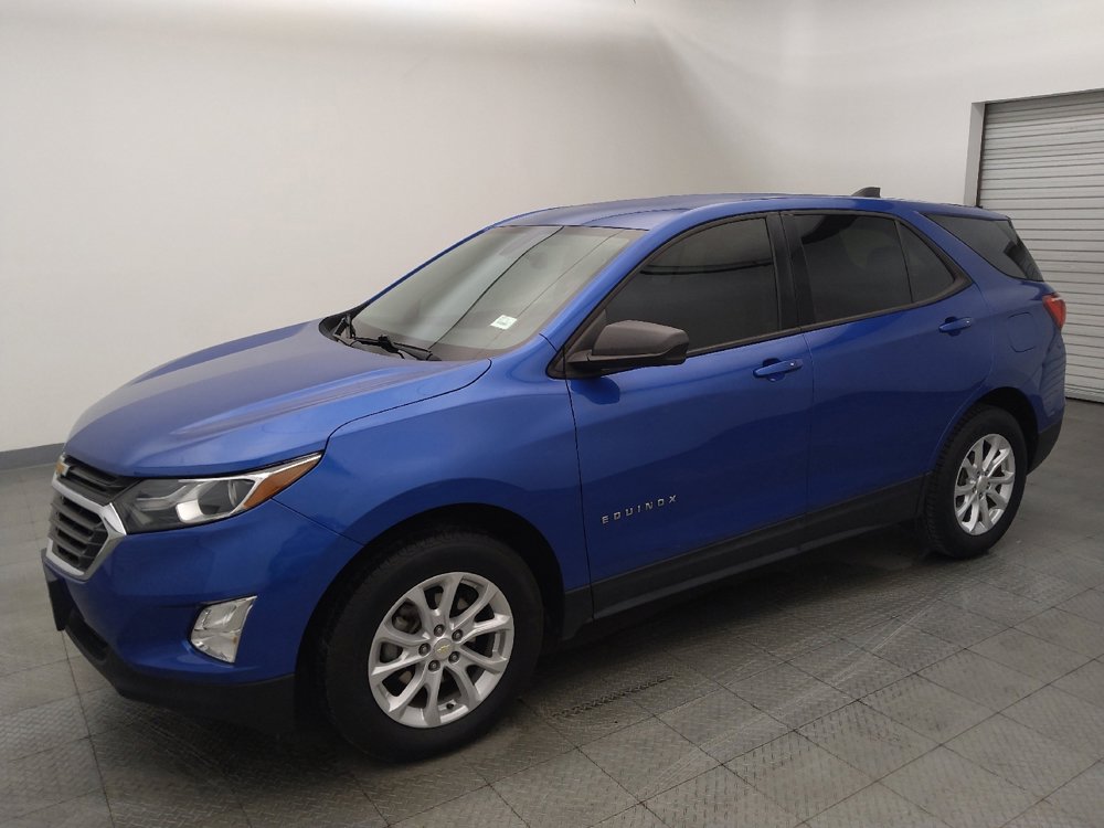 Used 2019 Chevrolet Equinox LS AWD/4WD image 2