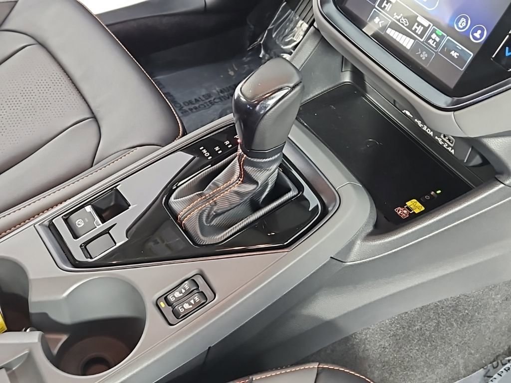 Certified 2025 Subaru Crosstrek 2.5i Limited w/ Crosstrek Mirror Package image 18