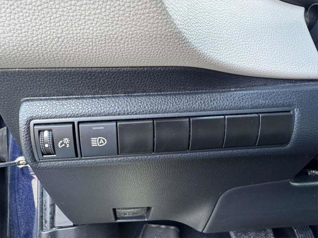 Used 2024 Toyota Corolla LE image 17