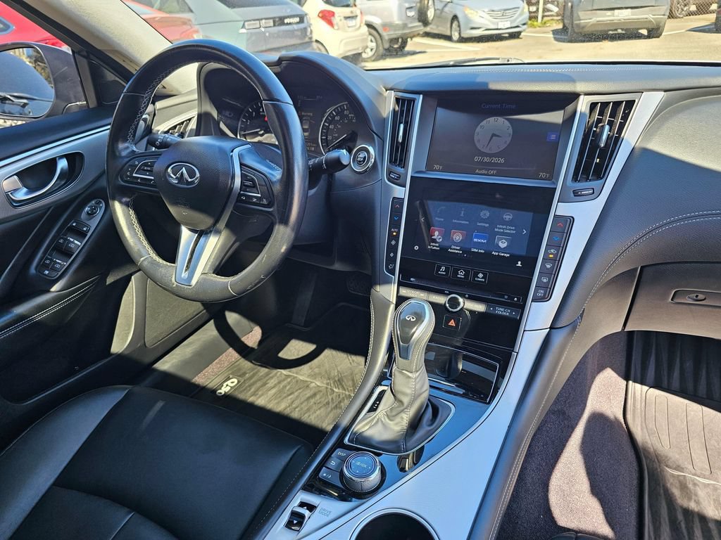 Used 2019 INFINITI Q50 Luxe w/ All Weather Package (L93) AWD/4WD image 12