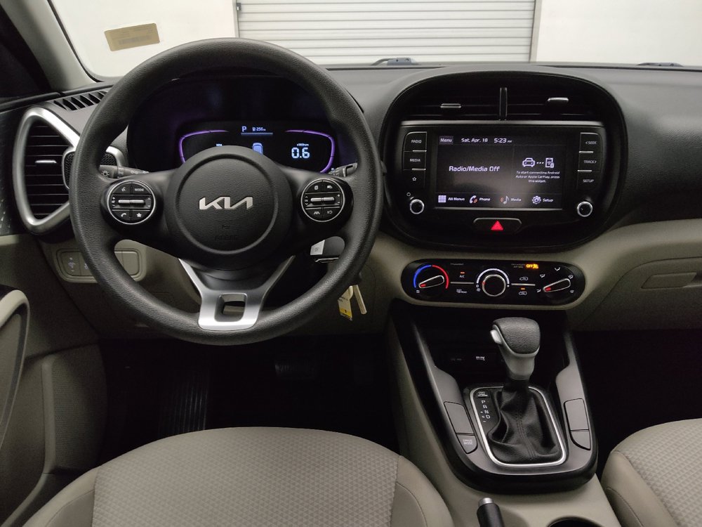 Used 2023 Kia Soul LX FWD image 22