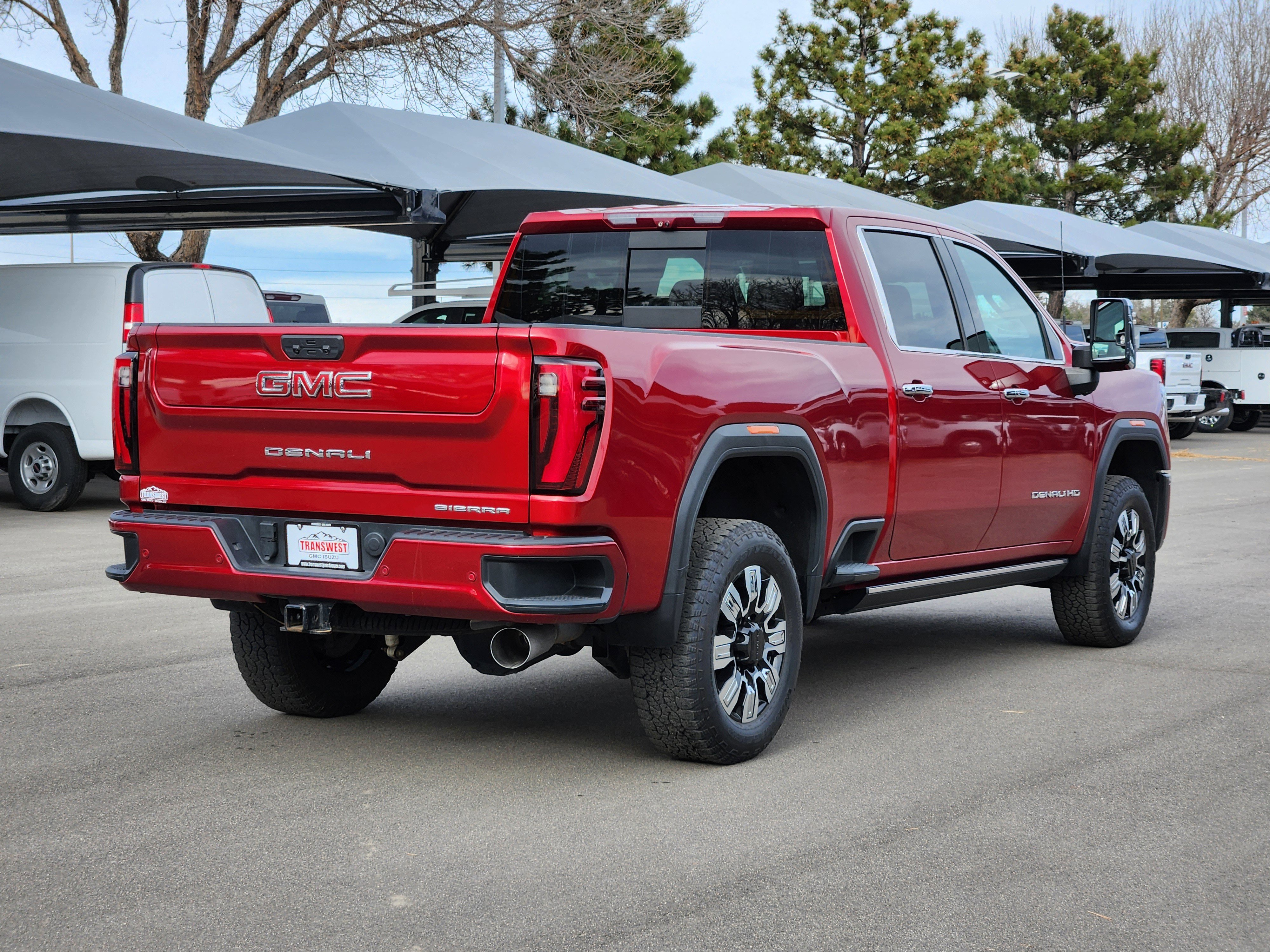 Used 2024 GMC Sierra 2500 Denali w/ Denali Reserve Package image 5