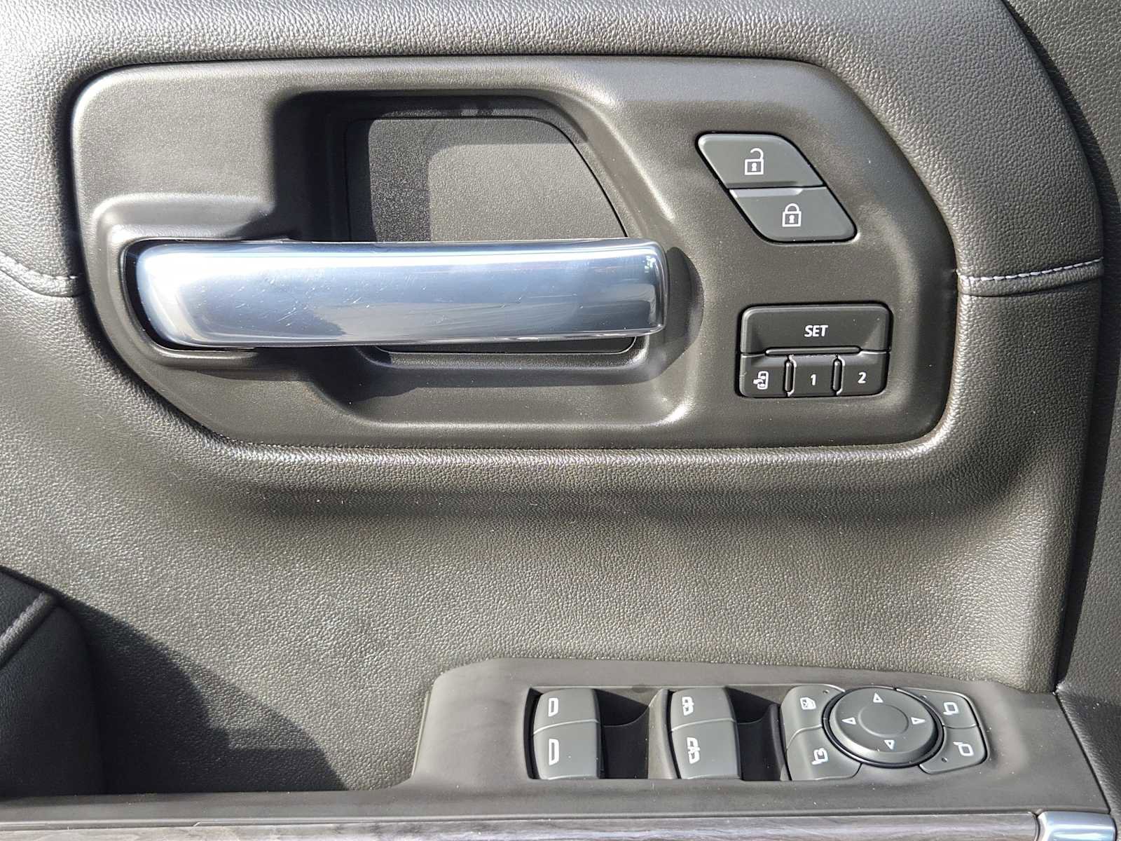 Used 2021 Chevrolet Silverado 1500 LTZ w/ LTZ Premium Package image 22