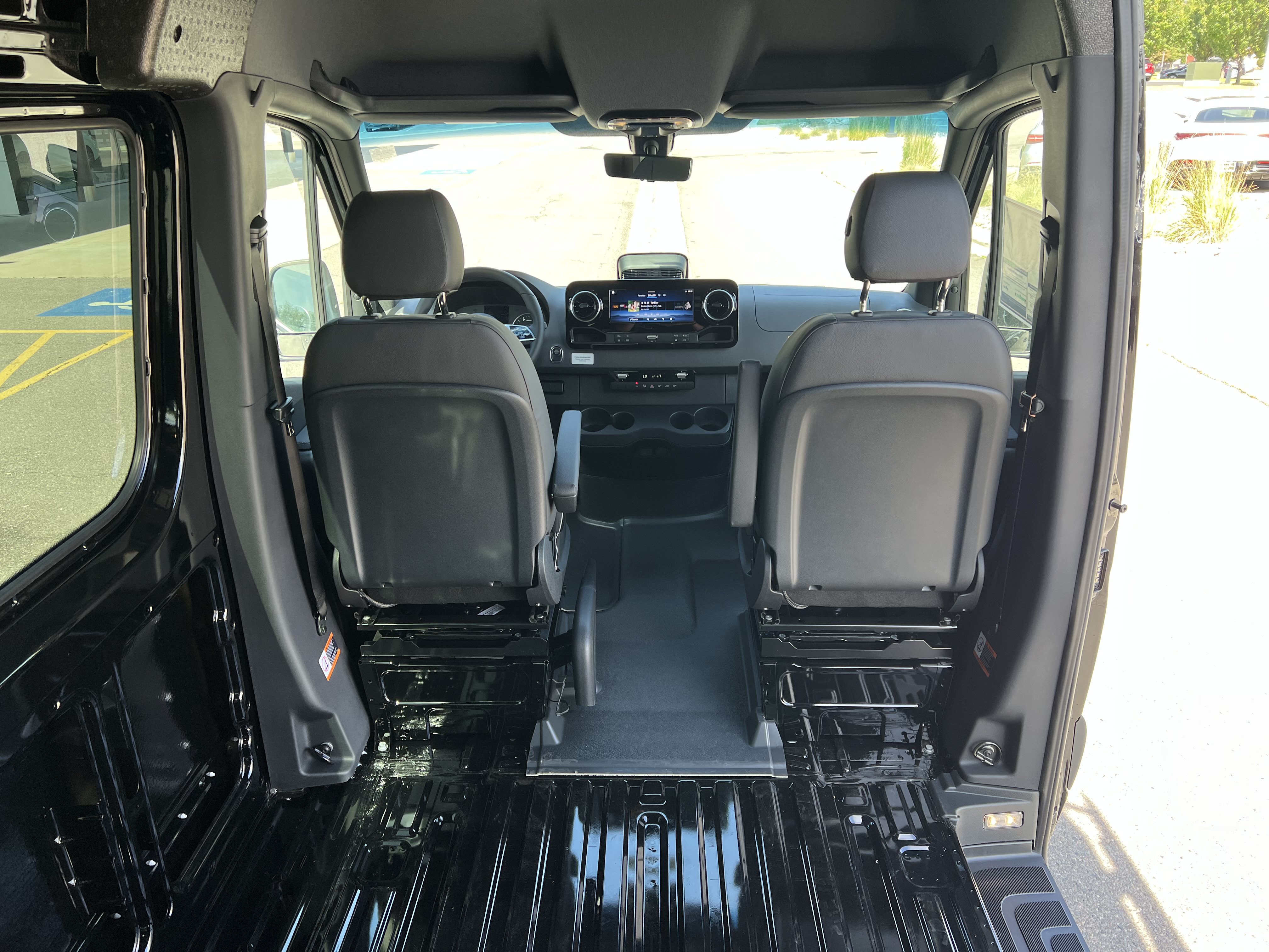 New 2026 Mercedes-Benz Sprinter 2500 image 23