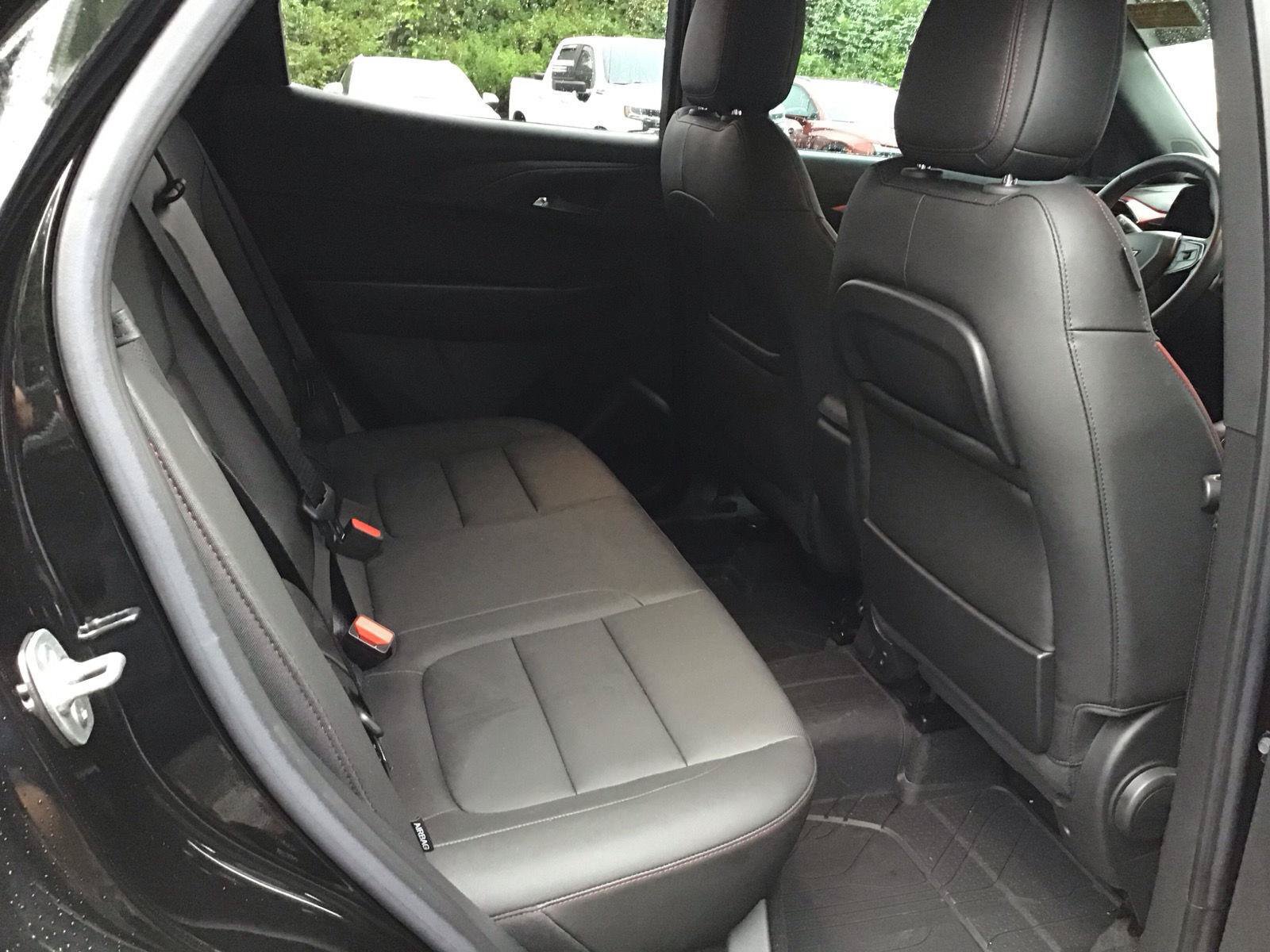 Used 2024 Chevrolet TrailBlazer RS w/ Convenience Package AWD/4WD image 4