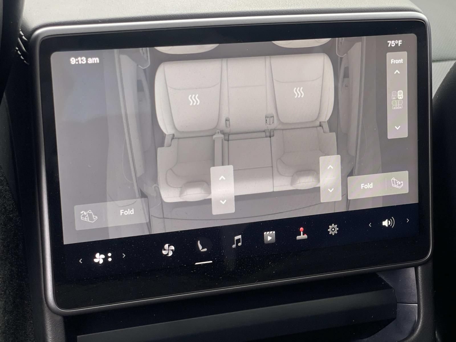 Used 2026 Tesla Model Y 2WD image 15