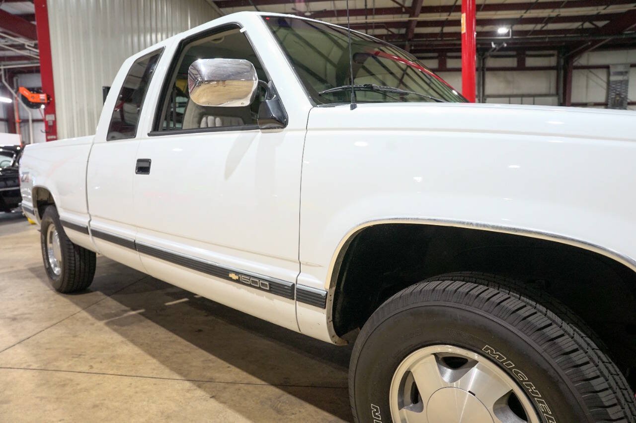 Used 1994 Chevrolet Silverado 1500 4x4 Extended Cab image 32