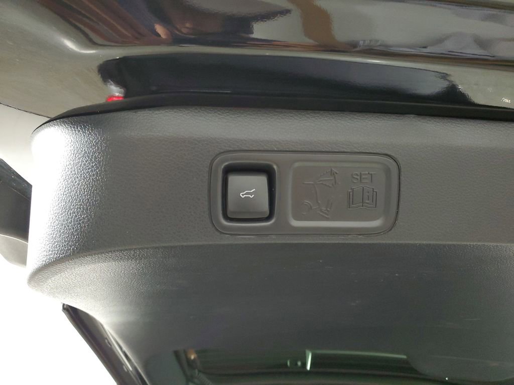Used 2022 Lincoln Navigator Reserve w/ Monochromatic Package RWD image 7
