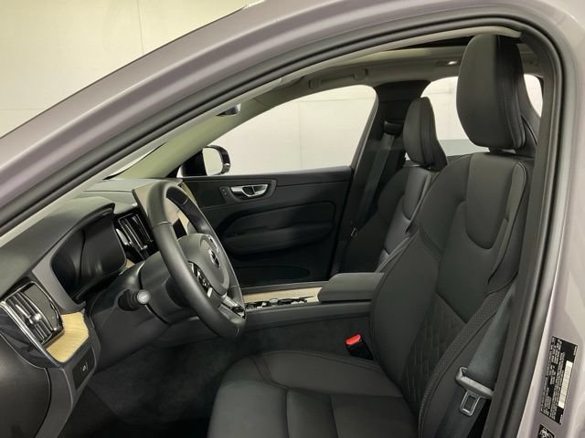 Certified 2026 Volvo XC60 B5 Plus AWD/4WD image 25