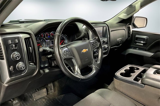 Used 2018 Chevrolet Silverado 1500 LT w/ Midnight Edition image 15