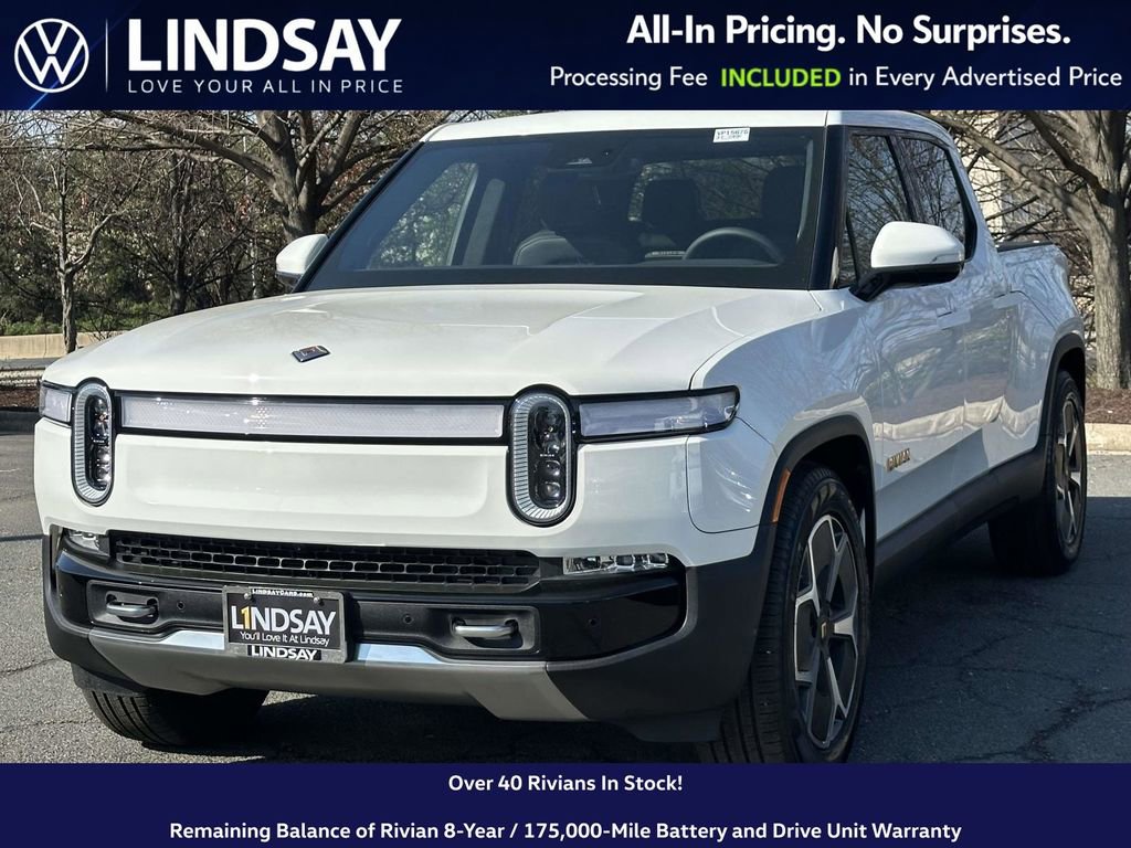 Used 2022 Rivian R1T Adventure image 4