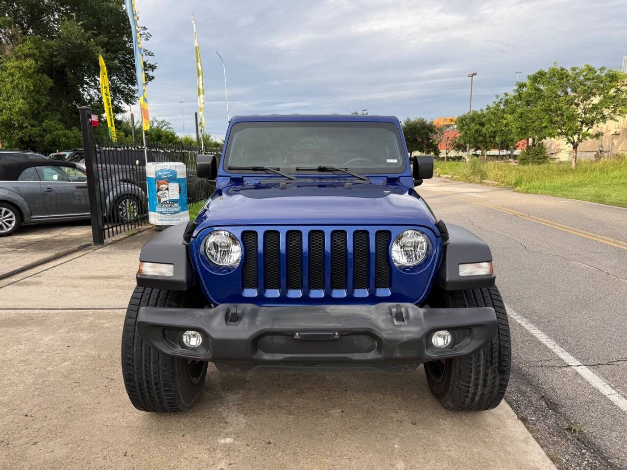 Used 2020 Jeep Wrangler Unlimited Sport AWD/4WD image 3