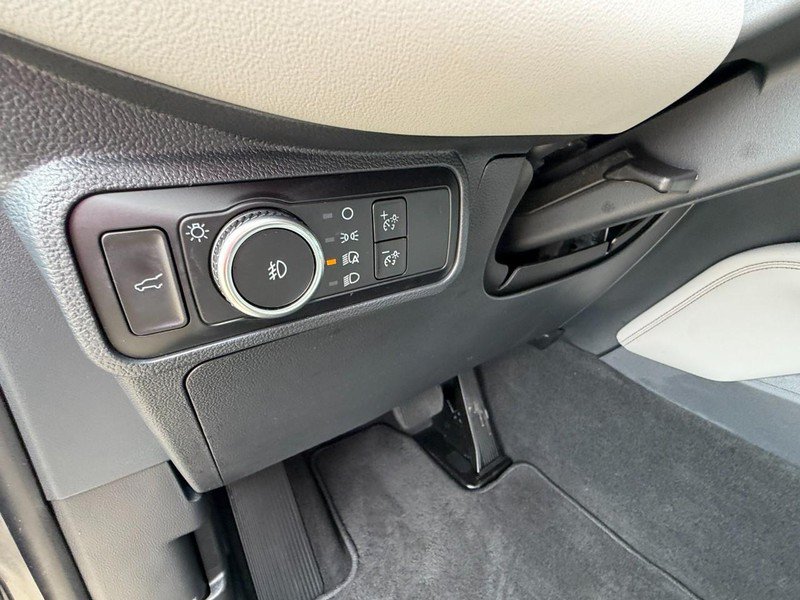Used 2025 Ford Explorer Active w/ Active Comfort Package AWD/4WD image 24
