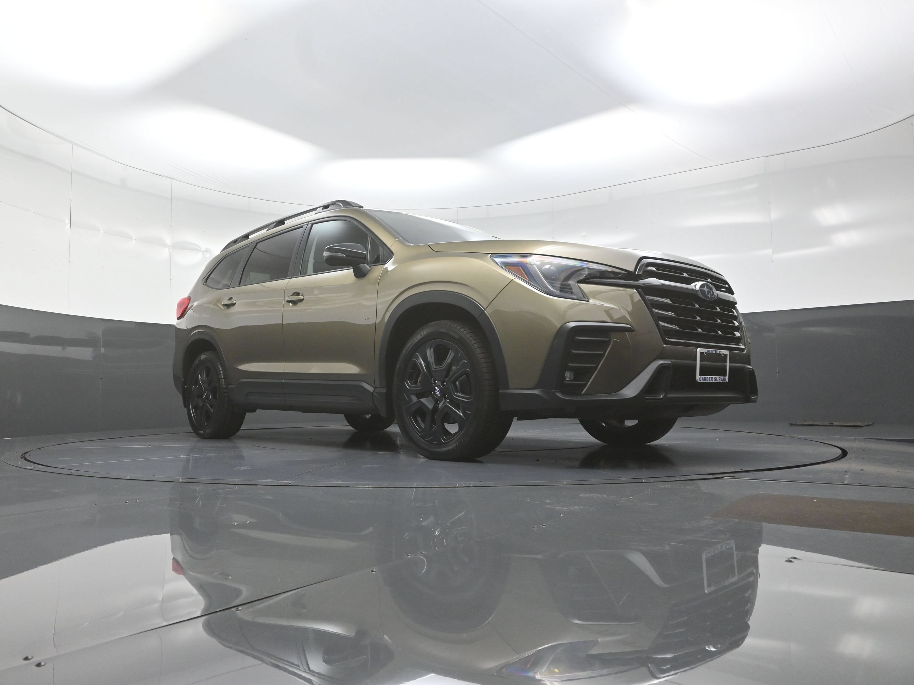 Used 2023 Subaru Ascent Onyx Edition AWD/4WD image 9