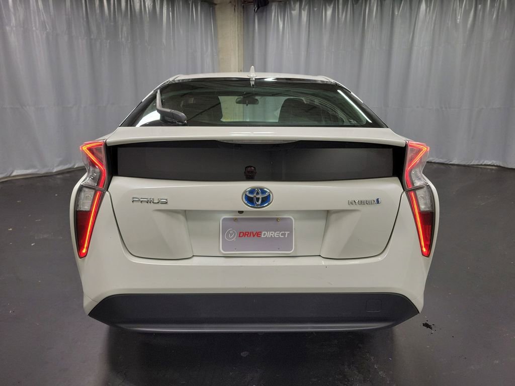 Used 2017 Toyota Prius Two image 7