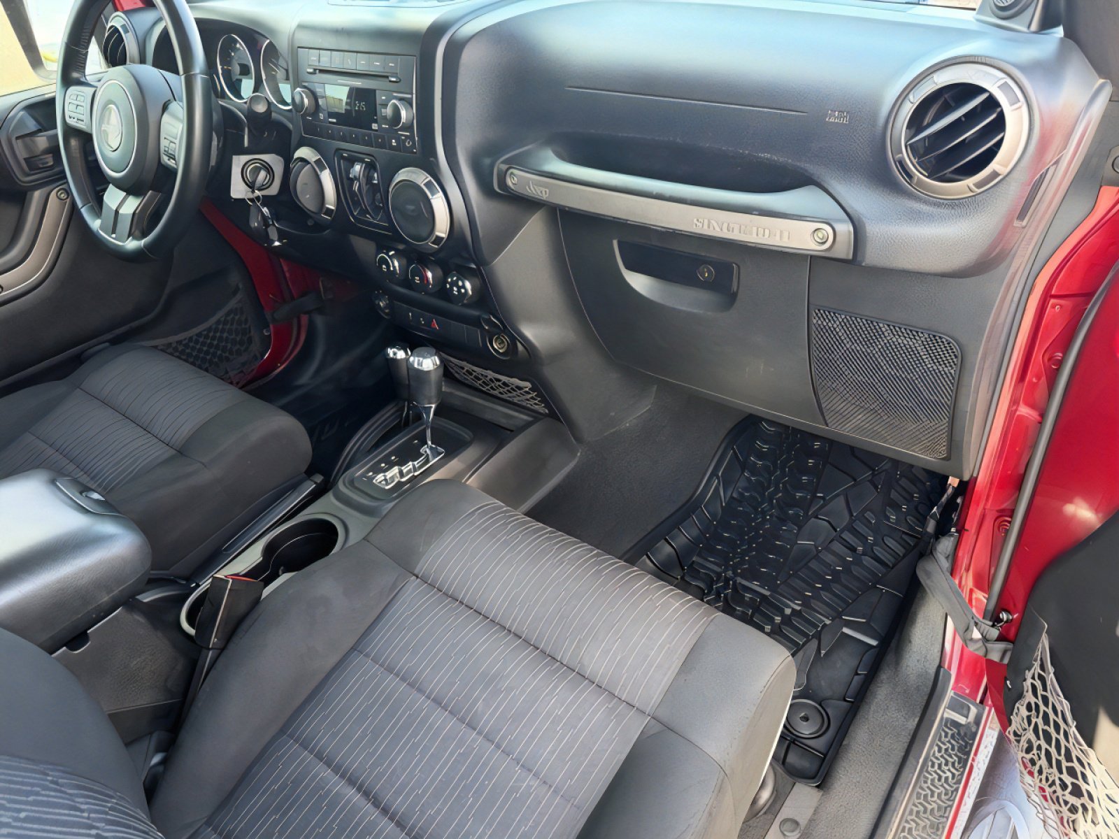 Used 2012 Jeep Wrangler Unlimited Sport image 10