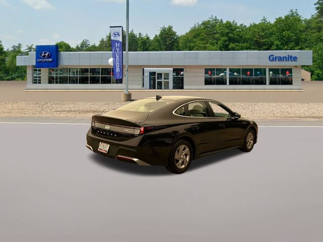 Used 2025 Hyundai Sonata SE FWD image 7