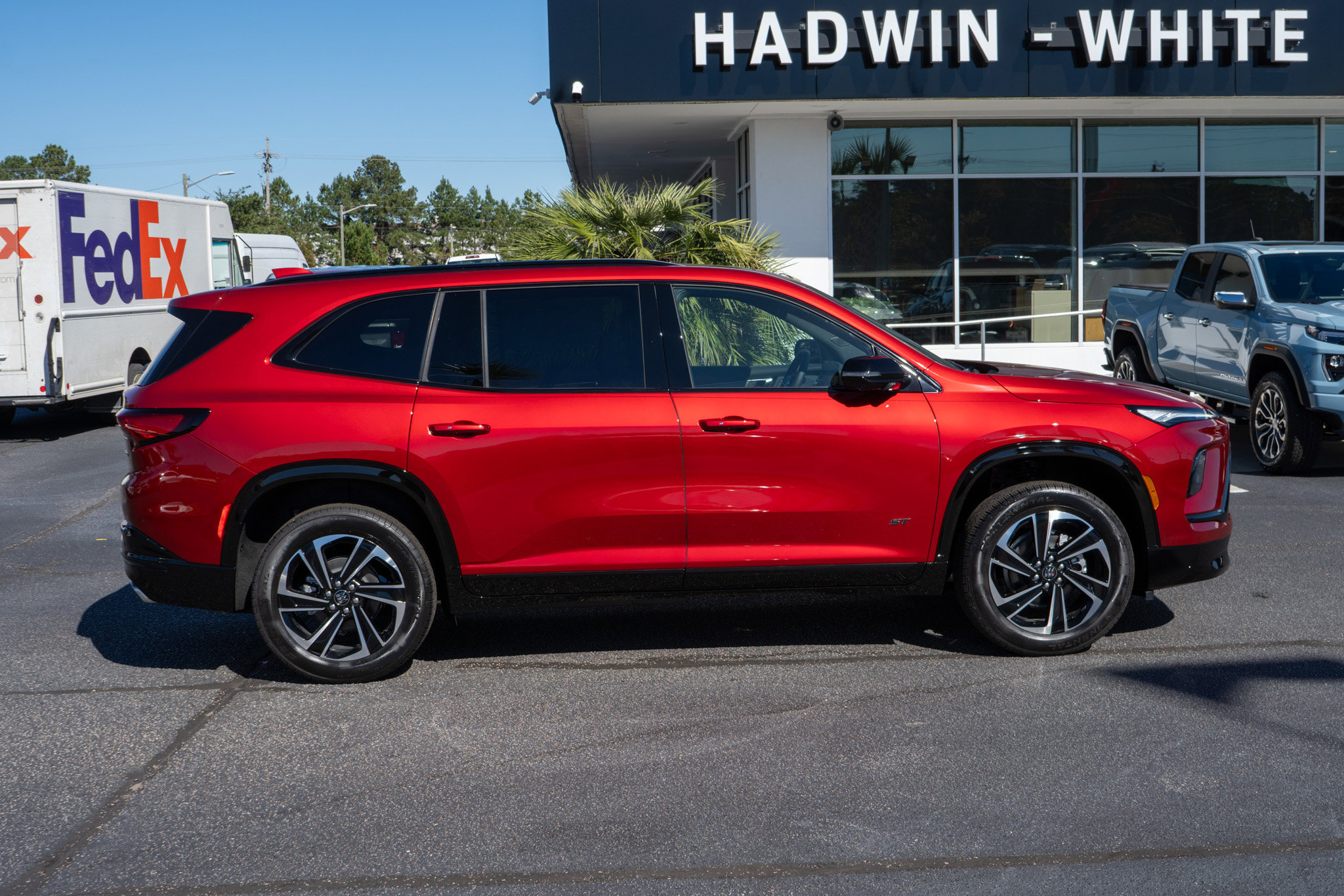 New 2026 Buick Enclave Sport Touring w/ Power Package image 2