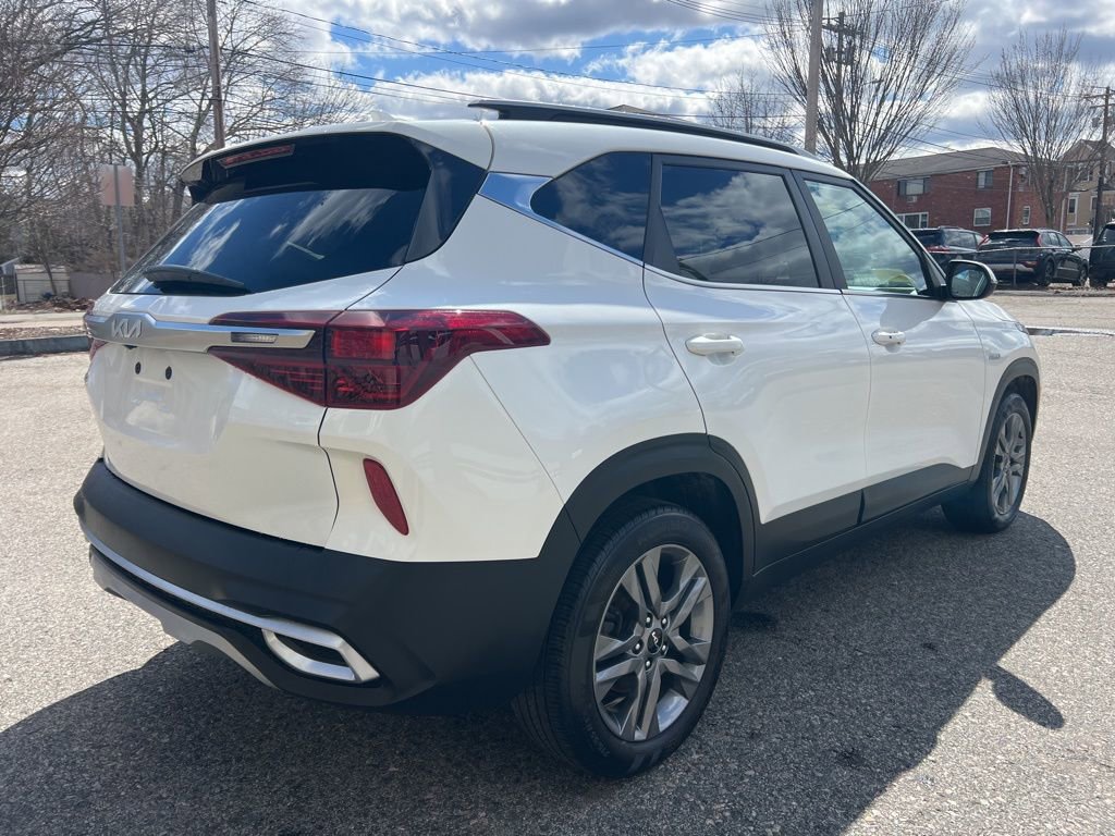 Certified 2023 Kia Seltos S image 6