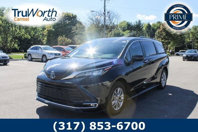Used 2024 Toyota Sienna XLE