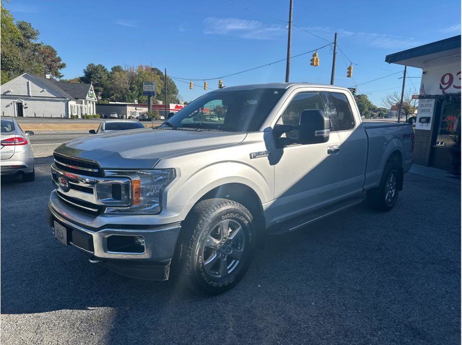 Used 2019 Ford F150 XLT w/ Equipment Group 302A Luxury image 3