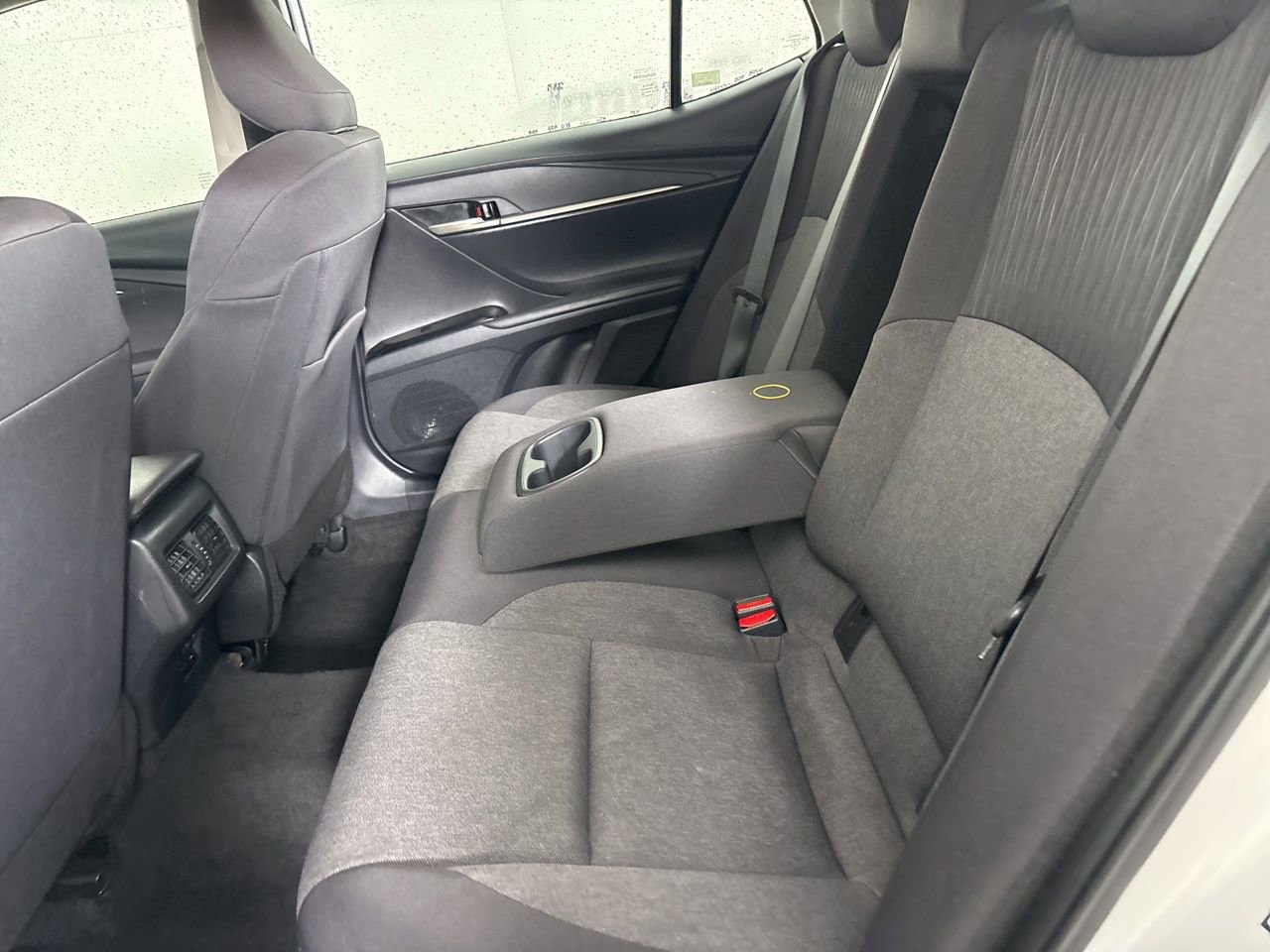 Used 2025 Toyota Camry SE FWD image 19