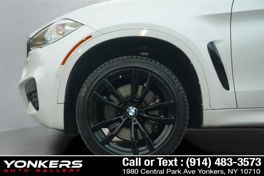 Used 2019 BMW X6 xDrive50i w/ M Sport Package image 21