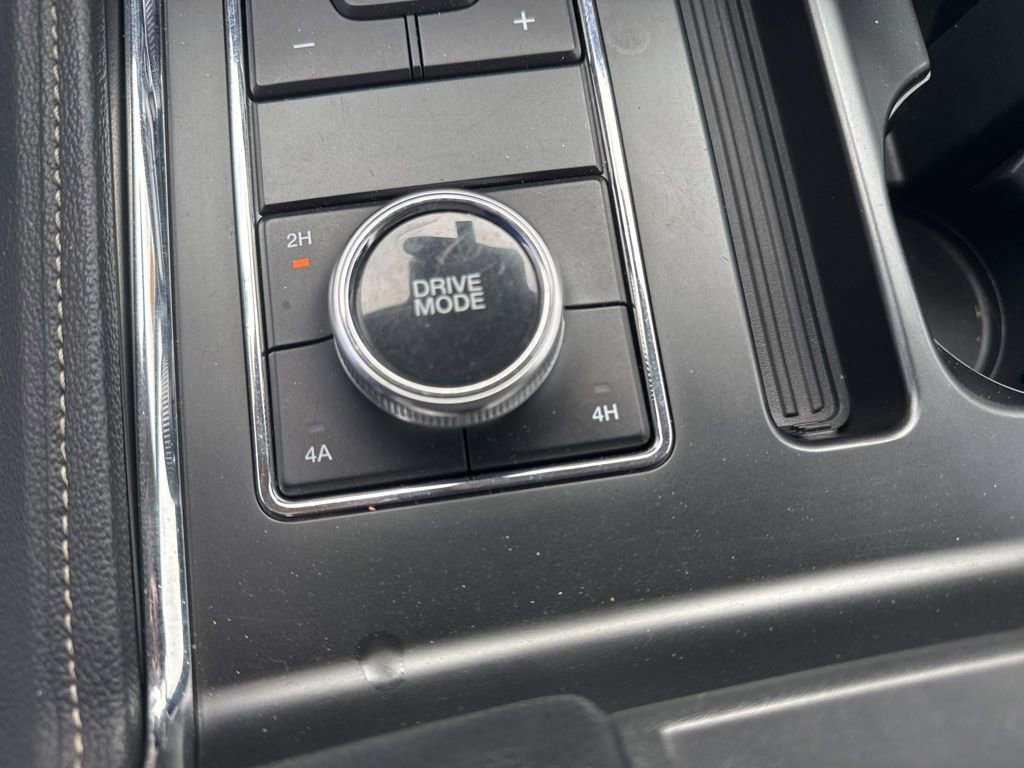 Used 2024 Ford Expedition Max XLT AWD/4WD image 12