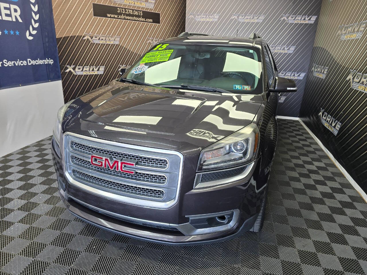 Used 2015 GMC Acadia SLT image 3