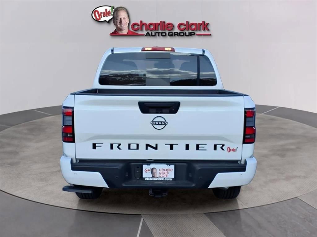 New 2026 Nissan Frontier SV w/ Tow Package RWD image 4