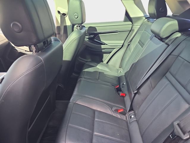 Used 2020 Land Rover Range Rover Evoque SE image 17