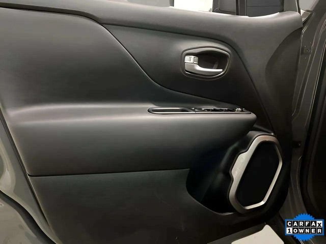 Used 2022 Jeep Renegade Latitude AWD/4WD image 59