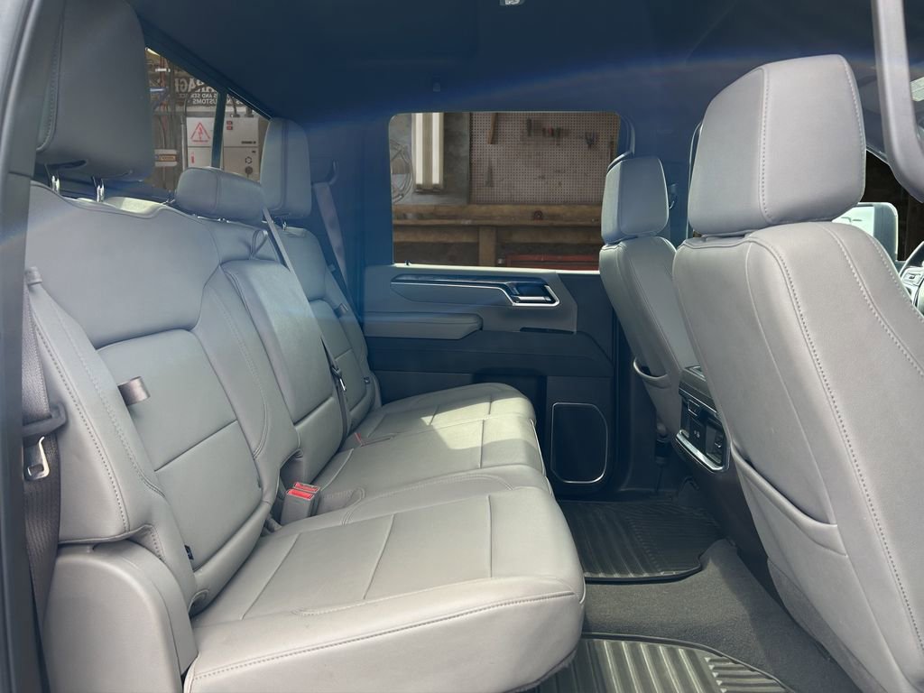 Certified 2025 Chevrolet Silverado 3500 LTZ w/ LTZ Plus Package image 18