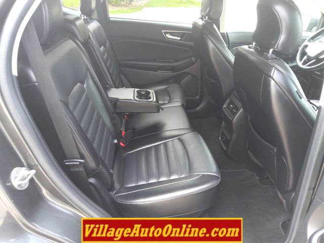 Used 2017 Ford Edge SEL w/ Equipment Group 201A AWD/4WD image 38