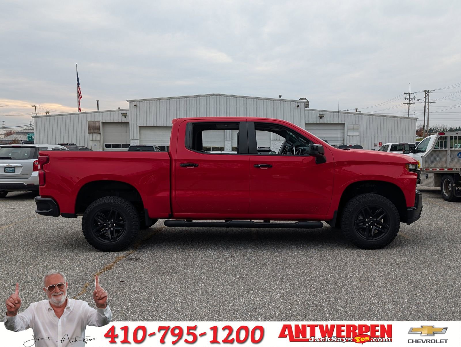 Used 2020 Chevrolet Silverado 1500 LT Trail Boss image 2