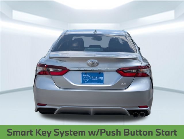 Used 2023 Toyota Camry SE w/ Convenience Package FWD image 5