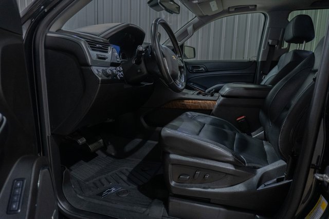 Used 2020 Chevrolet Suburban Premier image 20