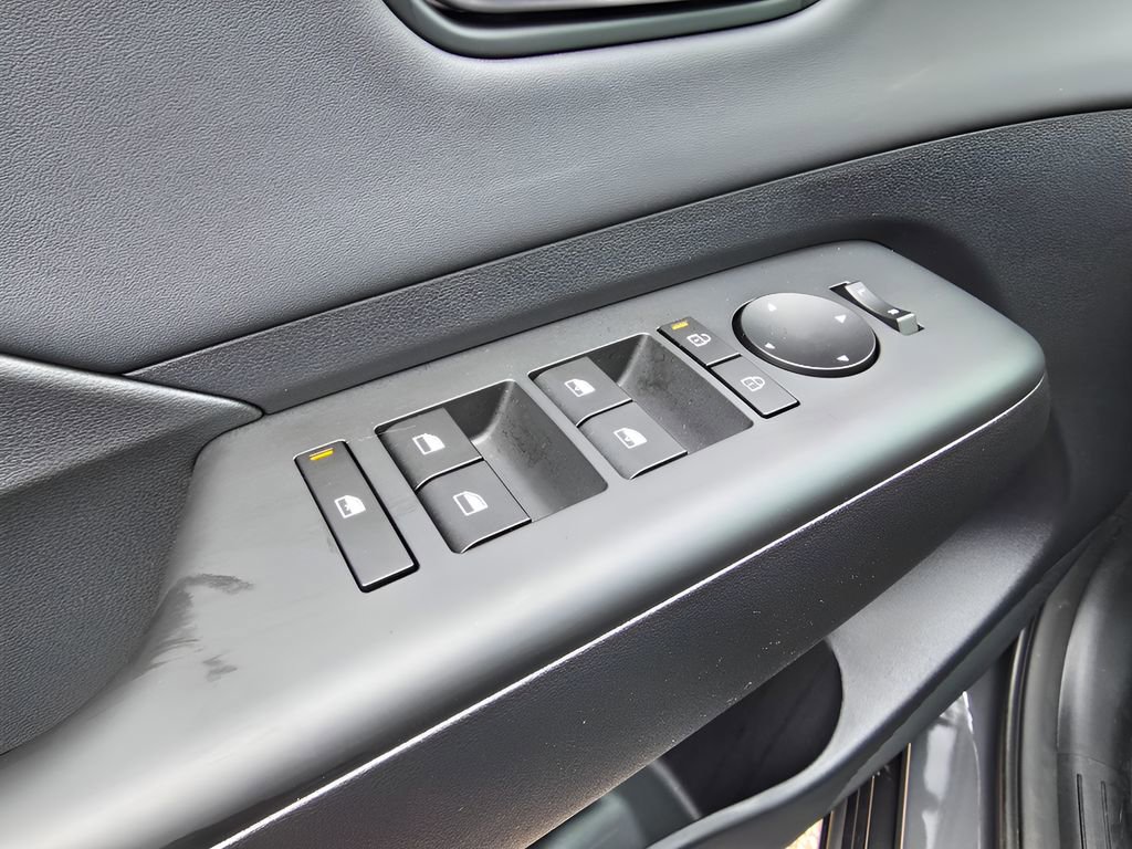 New 2026 Hyundai Kona SEL Premium image 18